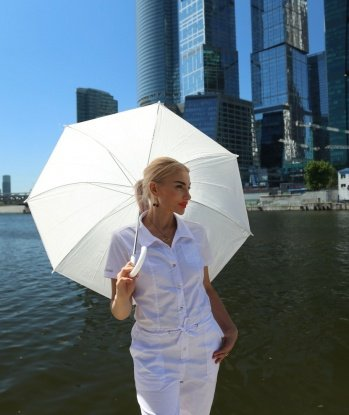 У меня есть все инструменты, чтобы сделать твои самые смелые фантазии яркими и незабываемыми. Расслабься и отдайся в мои нежные руки, я позабочусь о твоем удовольствии. Фото всегда актуальные, не теряй время и приходи ко мне, чтобы ощутить настоящий экстаз 😏💋 Отзывы моих довольных клиентов лишний раз подтверждают мою магическую силу. Жду тебя, чтобы оживить все тайные желания и фантазии! 💋 Роза